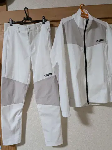 TFW49 자켓과 팬츠 세트 화이트