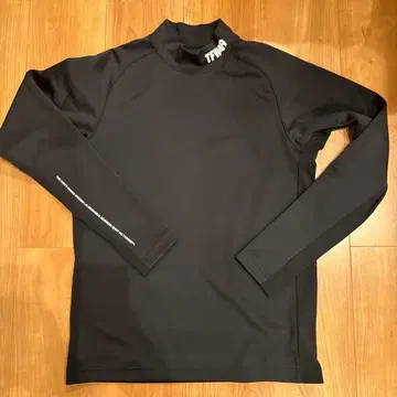 새상품급 TFW49 하이넥 티셔츠 골프