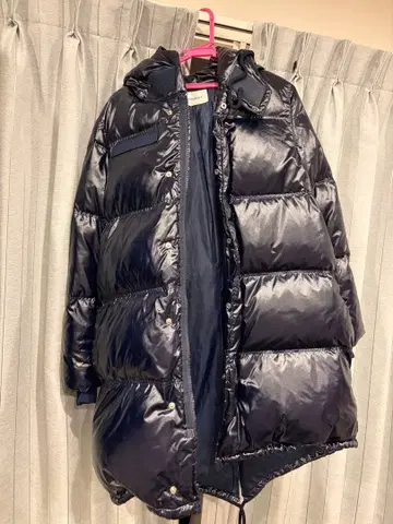 MOUSSY 네이비 다운 자켓 후드 부착