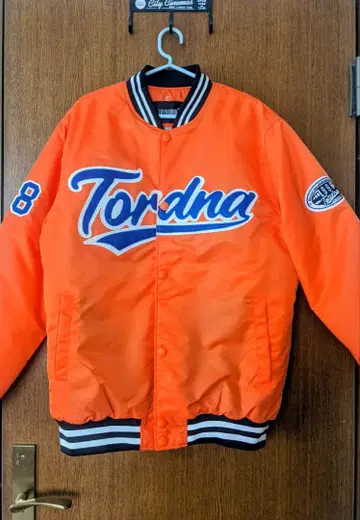 오렌지 바시티 자켓 (XL)