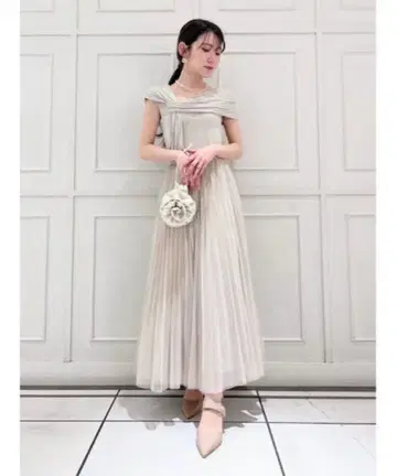 SNIDEL 컷콤비튤드레스