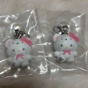 산리오 캐릭터 메지루시 액세서리 복슬복슬 스노우 헬로키티