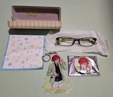 사카사키 나츠메 안경 아크릴 키링 캔뱃지 세트