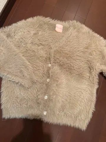 푹신푹신 BEAMS DESIGN 페더얀 가디건 클리어 버튼