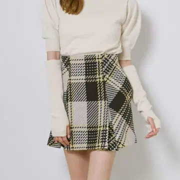 SNIDEL 로빙 체크 미니 스커트