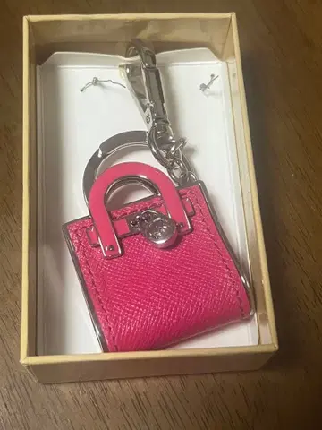 MICHAEL KORS 미니 백 모양 키링