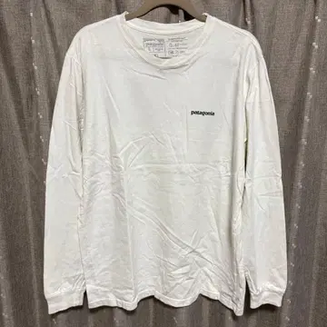 y112610 파타고니아 롱T 셔츠 화이트 백 프린트 L
