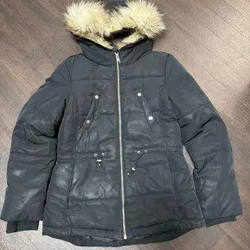 퍼 후드 다운 자켓 블랙