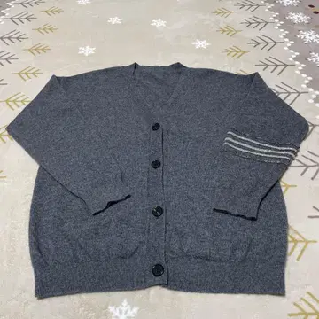 그레이 V넥 버튼 가디건