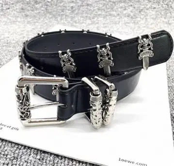 도트 무늬 블랙 가죽 벨트 메탈 버클