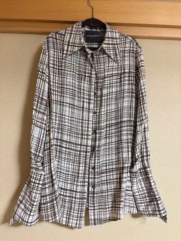 에리카 카발리니 실크 100% 체크 블라우스