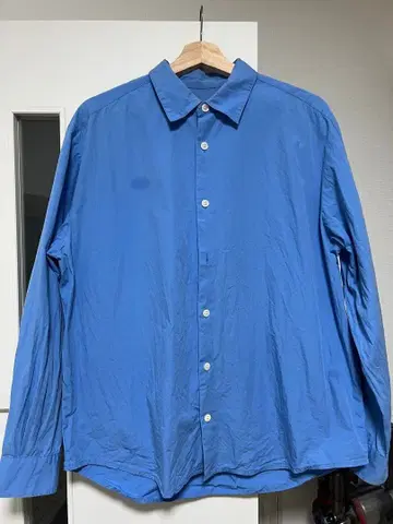 APC 파랑 버튼업 긴팔 셔츠