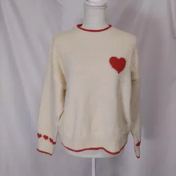 하트 무늬 자카드 니트탑 풀오버 아이보리 스웨터