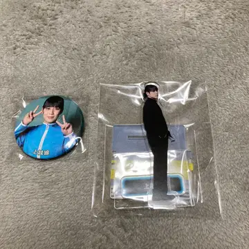 우에시마 류헤이 아크릴 스탠드 캔뱃지 세트