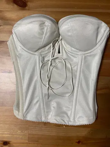 브라이덜 이너 D65 플리마켓 카라