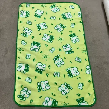 케로케로케로피 담요 산리오