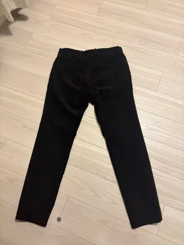 Theory 블랙 치노 팬츠
