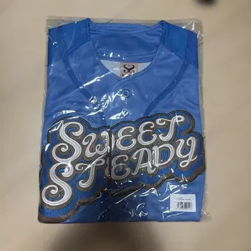 SWEET STEADY 오쿠다 아유 유니폼