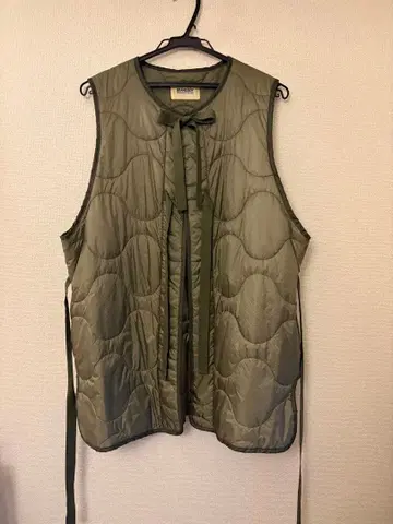 BEAMS BOY 올리브 퀼팅 베스트 립 써모 라이너 베스트