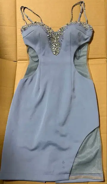 JEWELS 라이트 블루 타이트 드레스