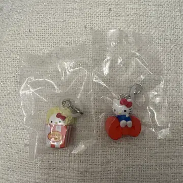 헬로키티 아메리칸 디자인 메지루시 액세서리 리본 팝콘 2개