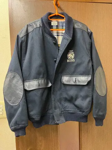 BOSS 점퍼 가을 겨울용 L 사이즈