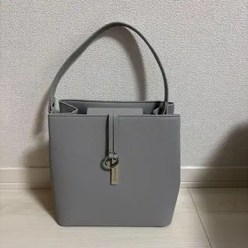 MONO COMME CA 로고 플레이트 백