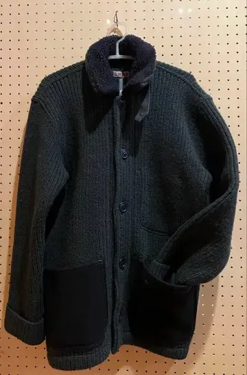 BLUE BLUE 다크 그린 압축 니트 자켓 포켓 부착