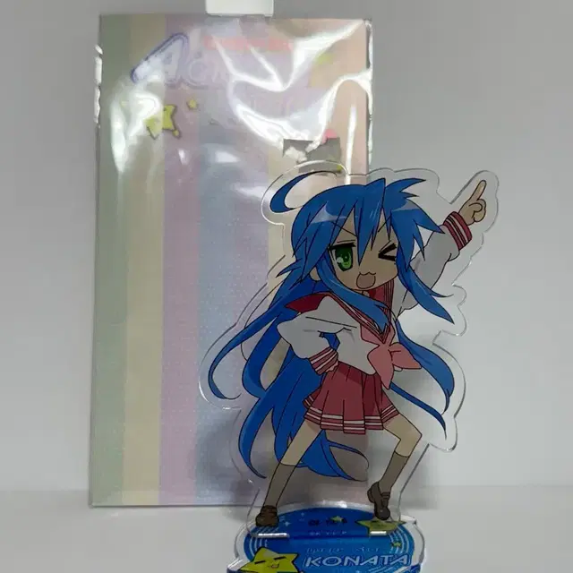 러키스타 이즈미 코나타 아크릴 스탠드