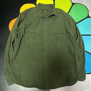 긴팔 올리브 구제 의류