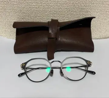 TAYLOR WITH RESPECT bacchus