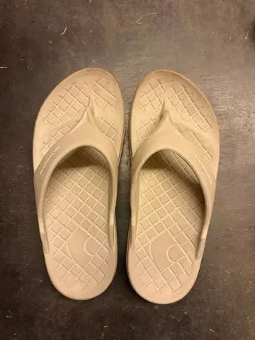 리커버리 샌들 27cm rig HOKA