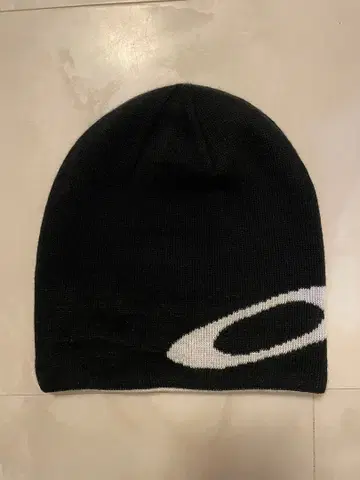 Oakley 리버서블 비니