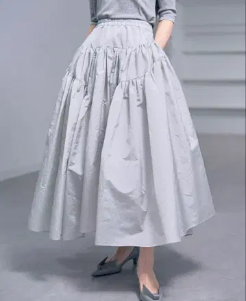 SHE_Tokyo 그레이 플레어 스커트