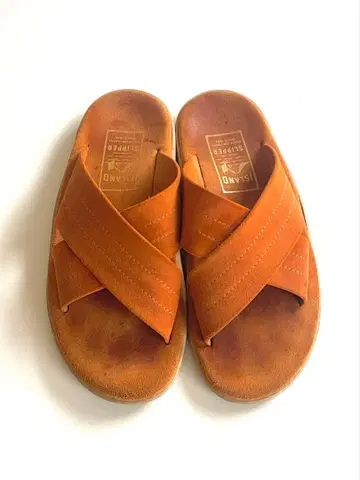 아일랜드 슬리퍼 오렌지 가죽 크로스 스트랩 샌들