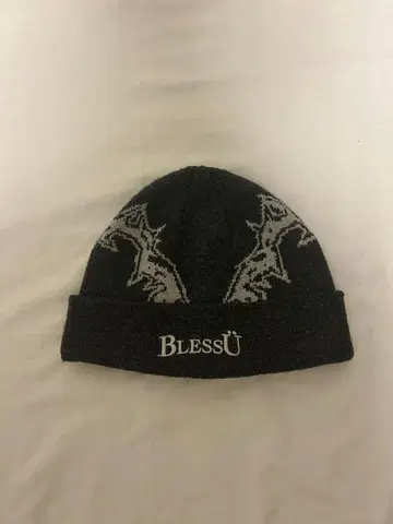 BlessU 블랙 드래곤 무늬 니트 모자