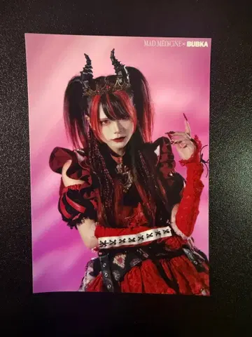 나츠키 자무 브로마이드 [ MAD MEDiCiNE x BUBUKA ]