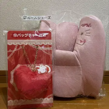 헬로키티 행운 복권 룸슈즈, 백참