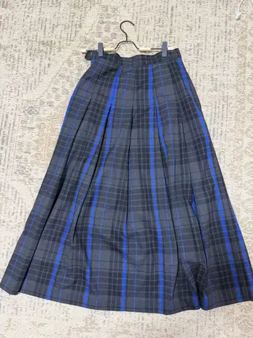 UNITED ARROWS 체크 플리츠 롱 스커트