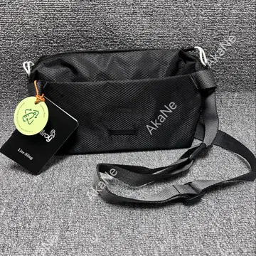 [ 인기 ] Bellroy  LITE SLING 용량 7L 숄더백