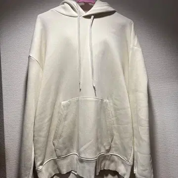 ZARA XL 크림색 후드티