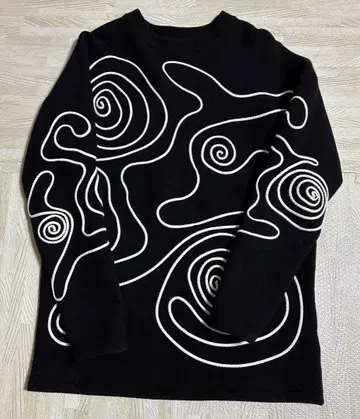 un3d 스와일 패턴 니트