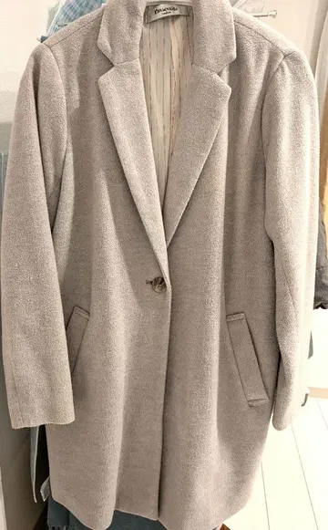 그레이 롱 코트