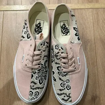VANS 플라워 패턴 스니커즈