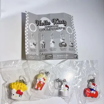 [ 미개봉 ] 헬로키티 아메리칸 디자인 메지루시 액세서리 4개 세트