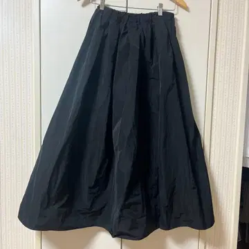 URBAN RESEARCH 벌룬 블랙 플레어 스커트 38