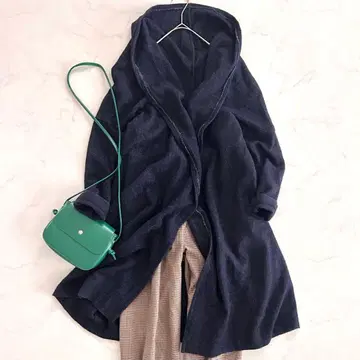 어 피스 오브 라이브러리 서리 낀 울 숄 가디건 네이비 빅