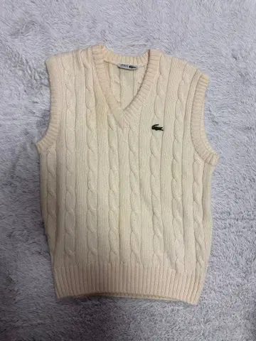 Lacoste 케이블 니트 V넥 베스트 아이보리