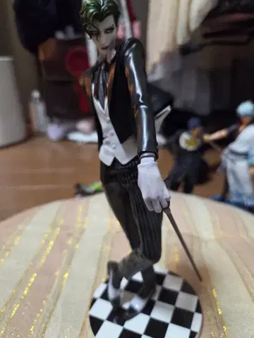 잘생긴 남자 호러 조커 한정 컬러