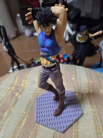 조셉 죠스타 피규어